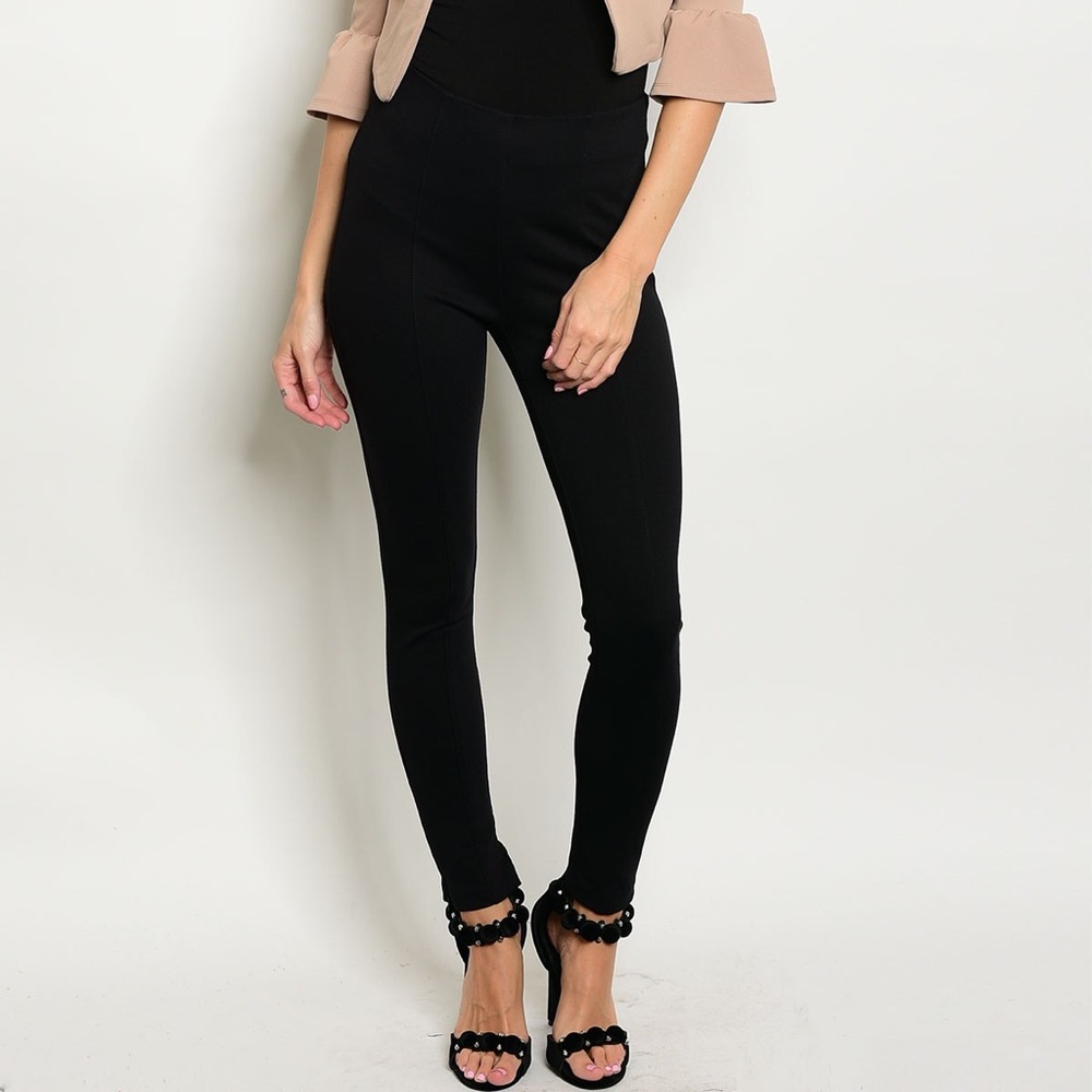 5 ⭐️Rated Black Pants